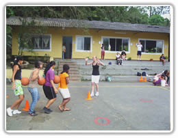 Soccer success for Colombian street kids thanks to volunteers